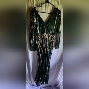 Elegant Green Sequin Evening Dress